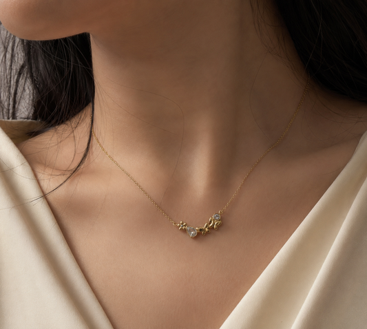 Quiet magic necklace