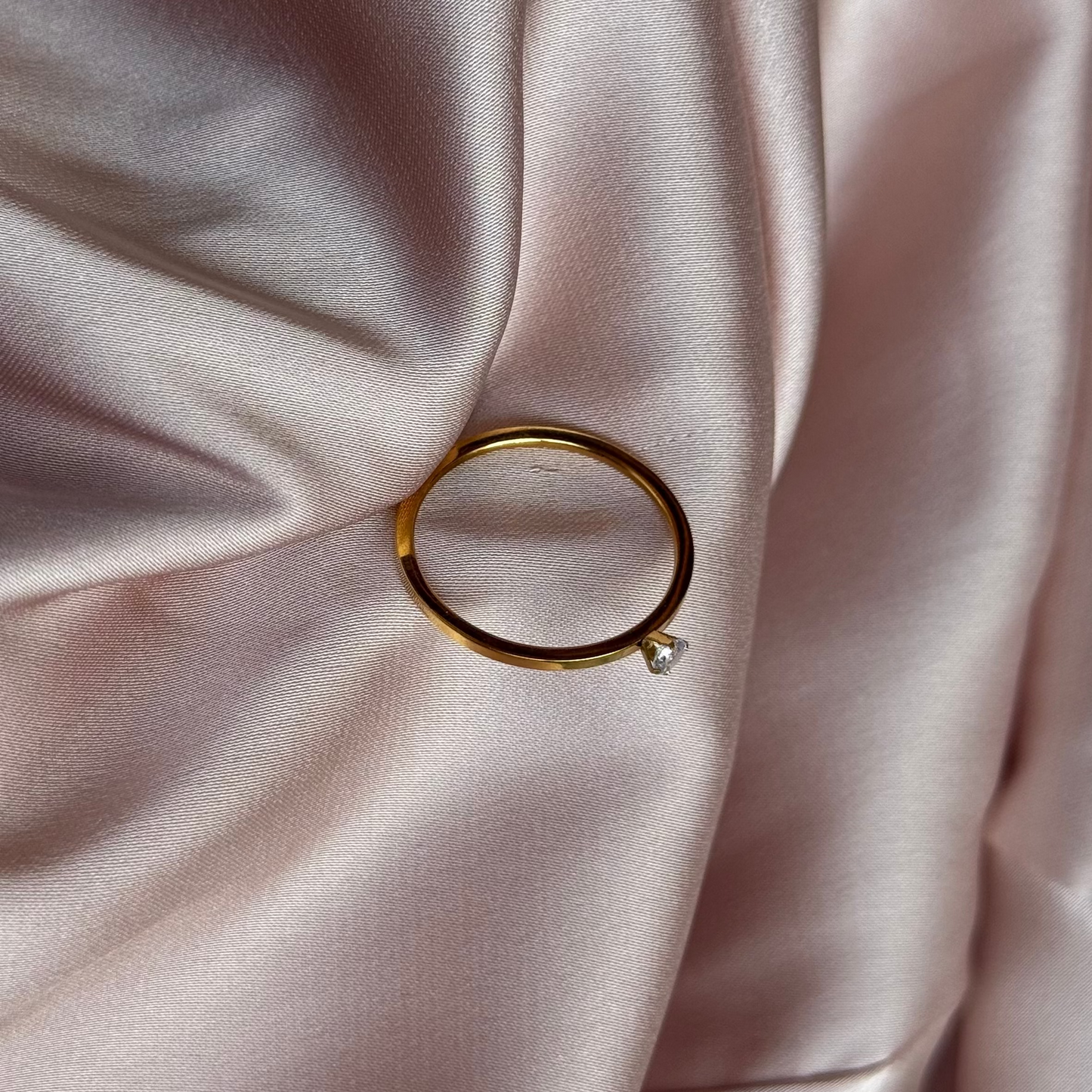 Solitaire ring